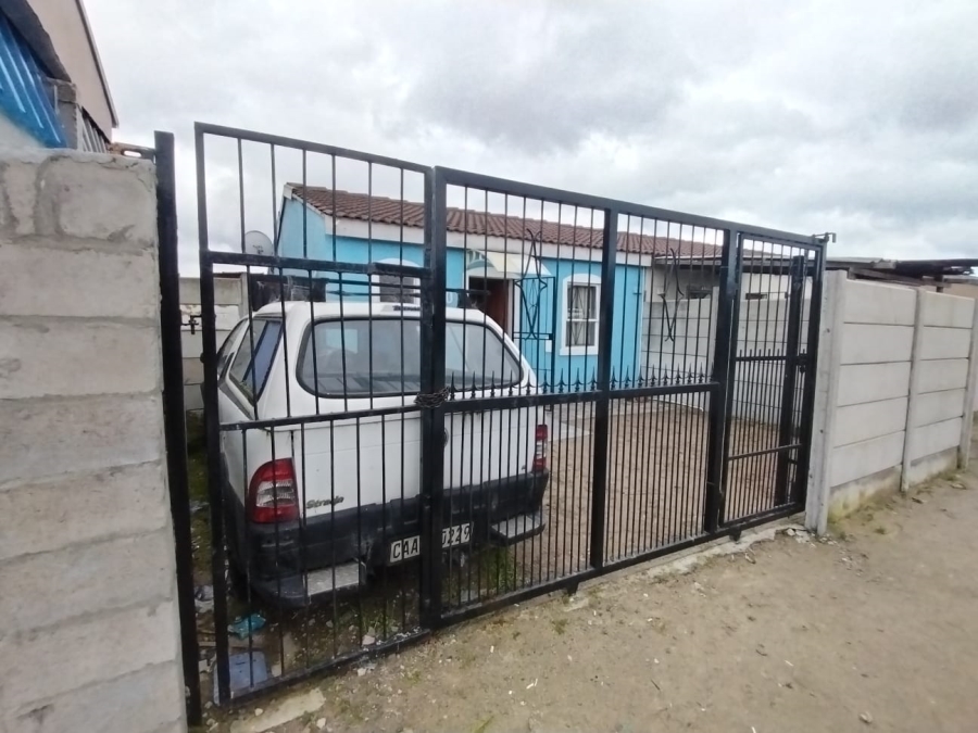 2 Bedroom Property for Sale in Pelican Park Western Cape